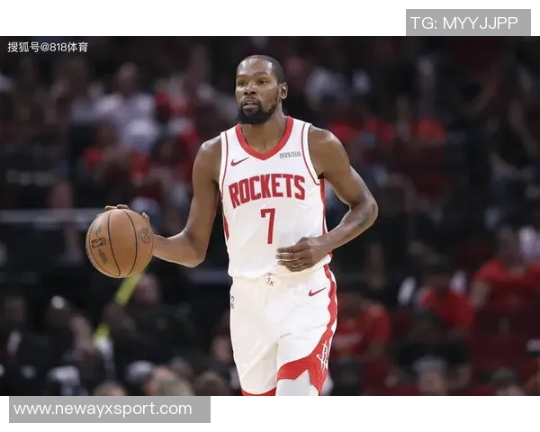 杜兰特赞阿门能力全面能胜任控卫中锋与大前锋多重角色