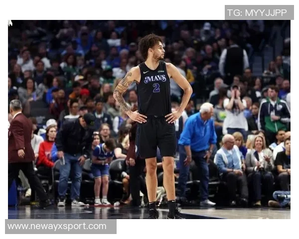 独行侠官方宣布莱夫利因右脚肿胀将继续缺席暂无回归时间表